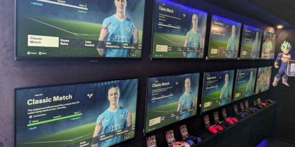 Gaming-Truck-Interior-Screens