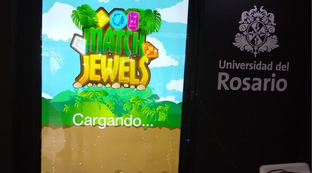 Advergaming-Screen-At-Exhibition