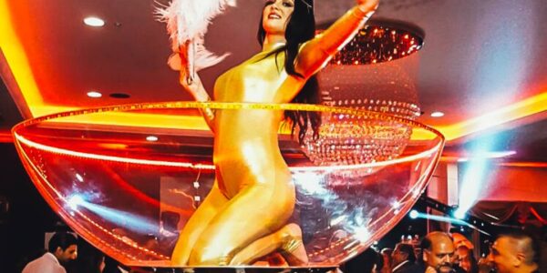 Bond-Themed-Golden-Martini-Performer