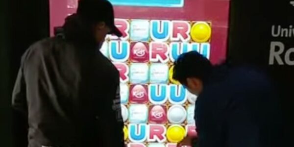 Branded-Mini-Games-At-Trade-Show