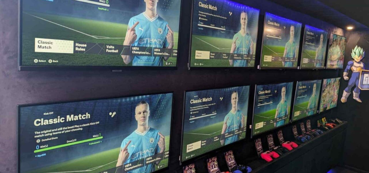 Gaming-Truck-Interior-Screens