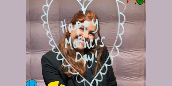 Selfridges-Branded-Interactive-Message-Booth
