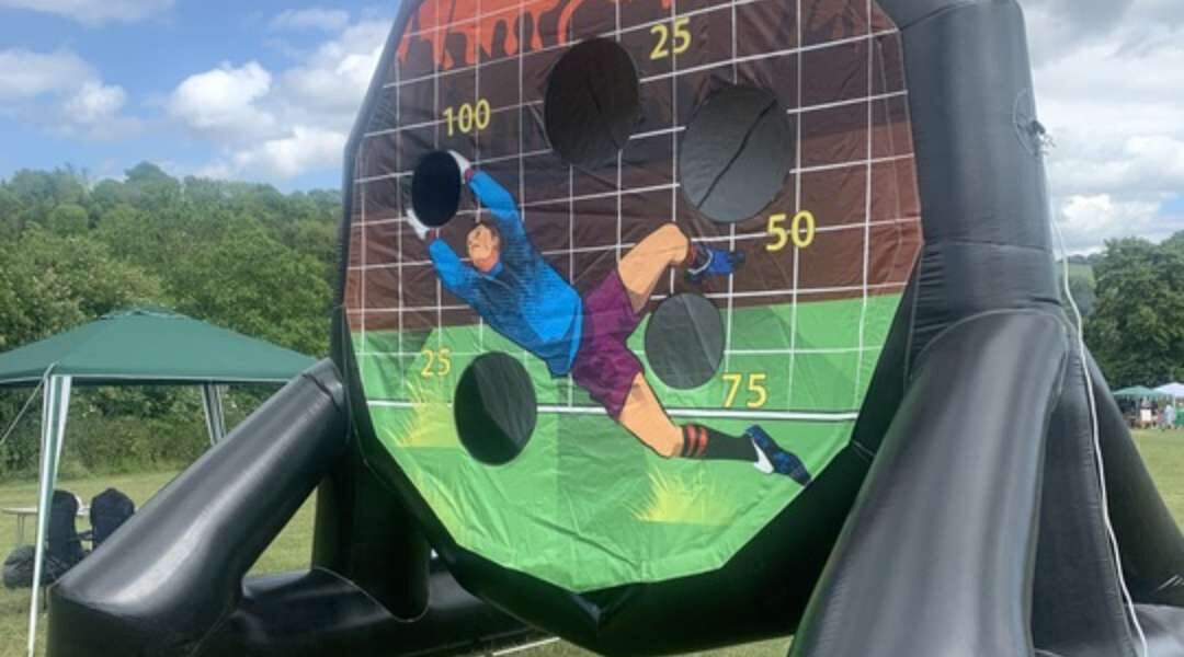 Dartboard-Penalty-Shootout-Inflatable