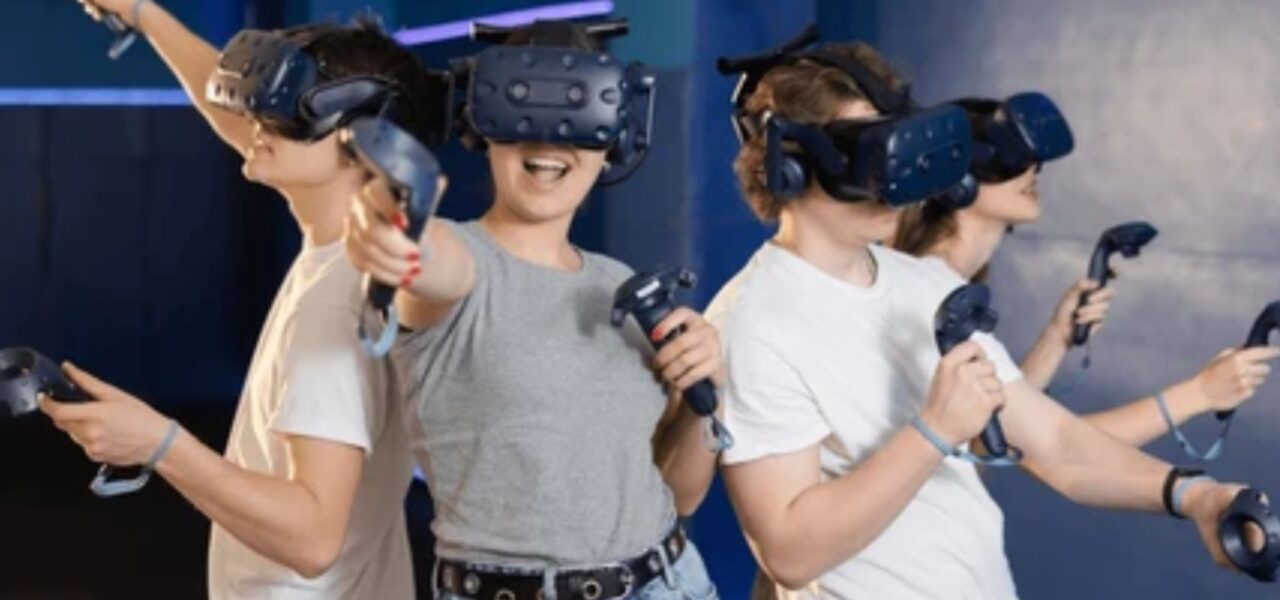 Group-Metaverse-Game-Hire