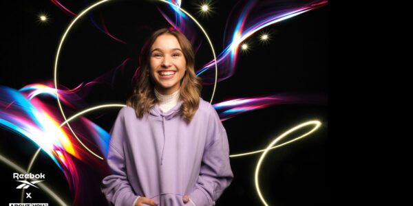 Immersive-Photo-Booth-Branded-Portrait