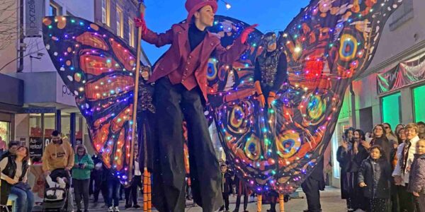 LED-Butterfly-Stilt-Walkers