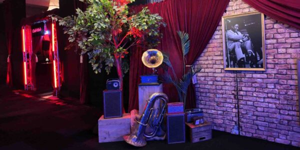 Our event production team designed and created this bespoke Gatsby theme installation. With an authentic jazz inspired instruments and gramophone.