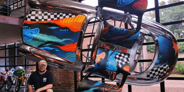 Incredible-Augmented-Reality-Mural-On-Car