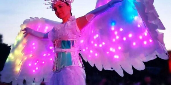 LED-Angel-Stilt-Walker