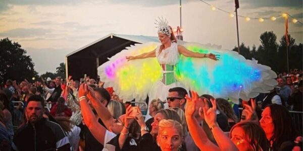 LED-Festival-Performer