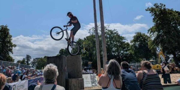 Mountain-Bike-Stunt-Show-Public-Events