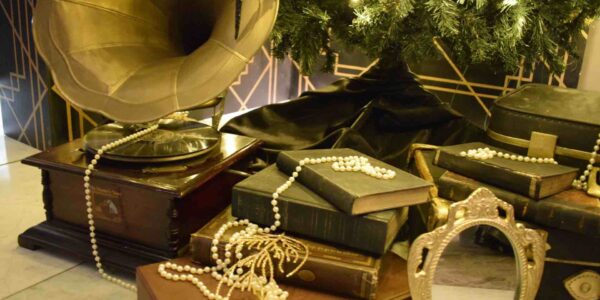 Vintage inspired classic Christmas theming.