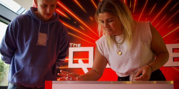 Conquer-The-Cube-Team-Building-Entertainment
