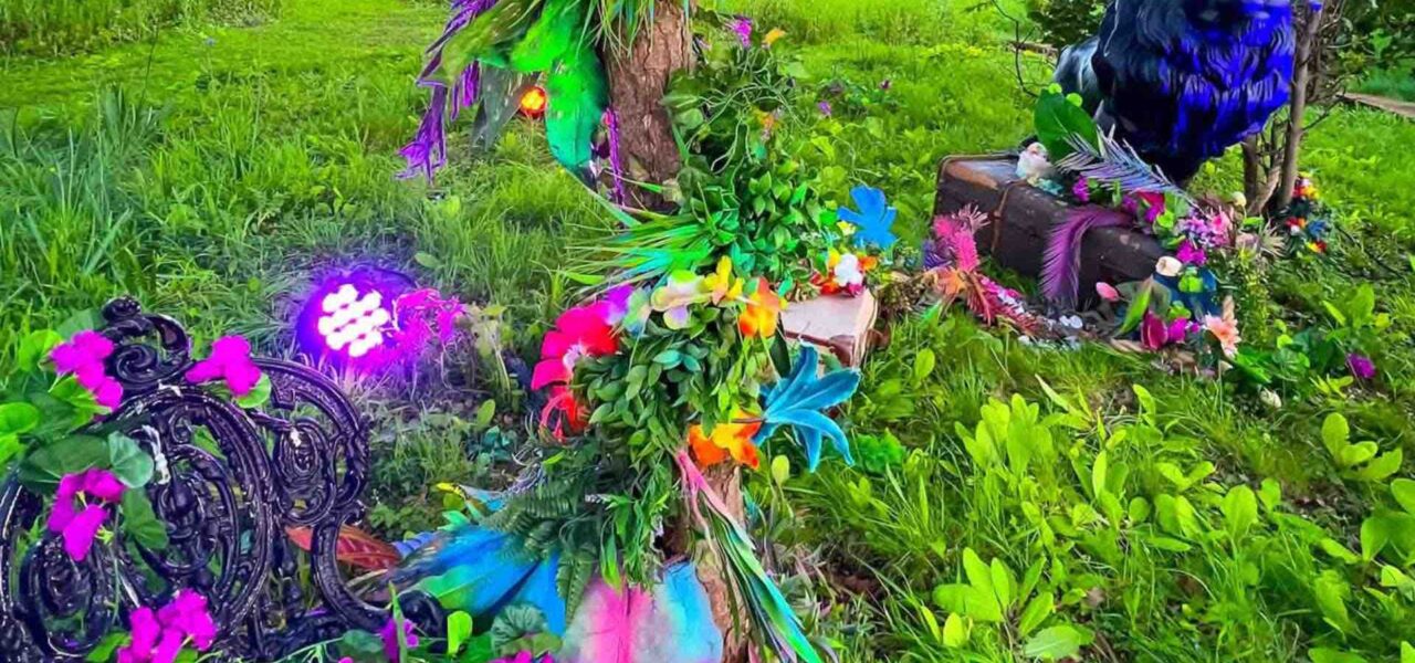 Enchanted-Garden-Theming-For-Floral-Events