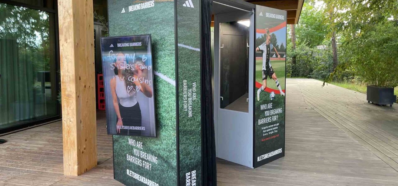 Exhibition-Entertainment-For-Brand-Activations