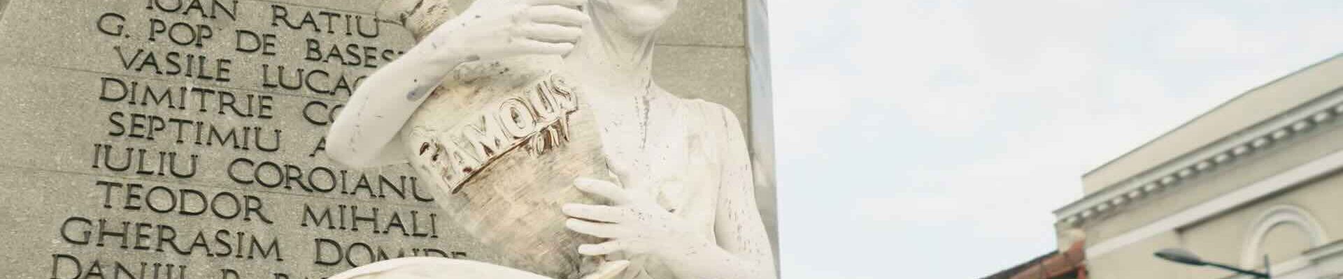Living-Statue-Holding-Vase Living-Statue-Holding-Vase