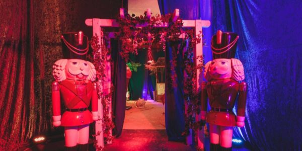 We can use nutcracker props to dress your Victorian Christmas themed event.