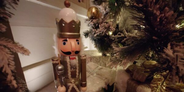 Nut-Cracker-Prop