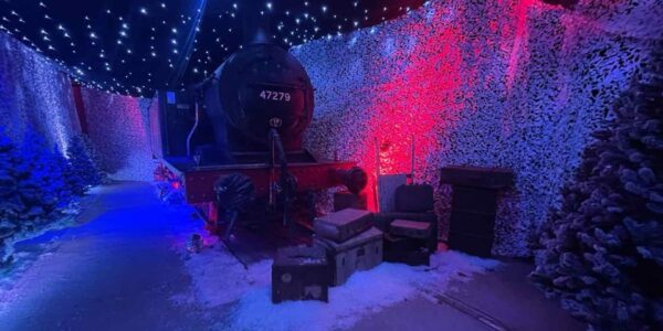 Steam-Train-Set-Design