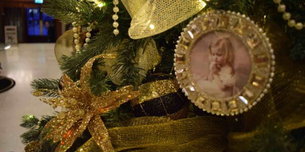 Classic Christmas Theming - 21