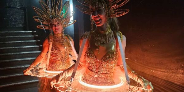 LED-Roaming-Tables-Elegant