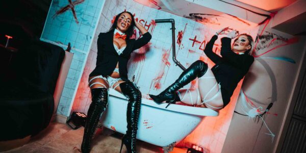 Bath-Tub-Scene-Psychological-Horror