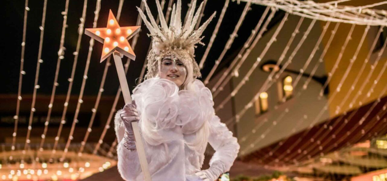 Ice-Queen-Stilt-Walker-Posing