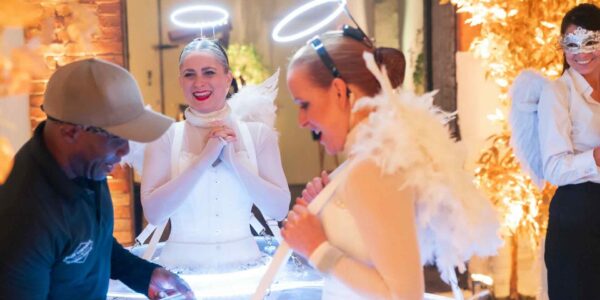 LED-Roaming-Tables-Angels
