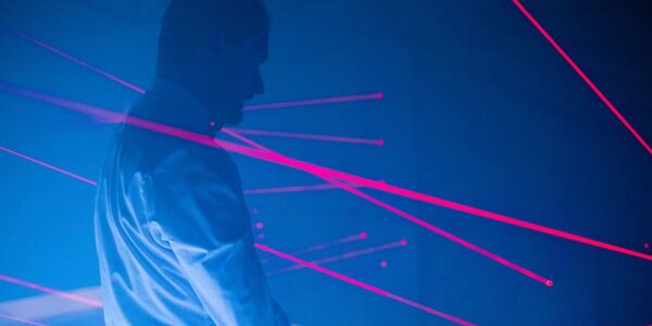 Mobile-Laser-Maze-Game-Spy