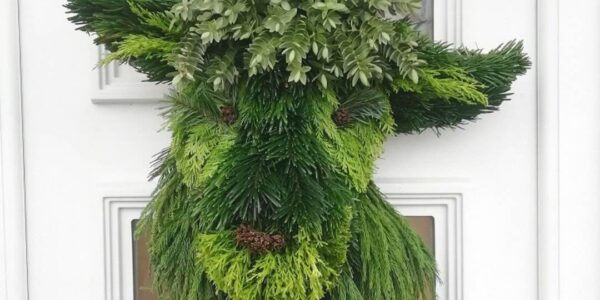 Woodland-Wreath-Making-Workshop-Evergreen-Christmas-Reindeer