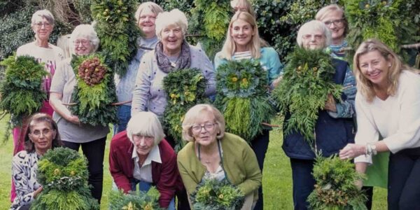 Woodland-Wreath-Making-Workshop-Group