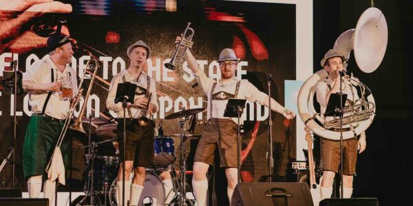 Walkabout-party-band-Performing