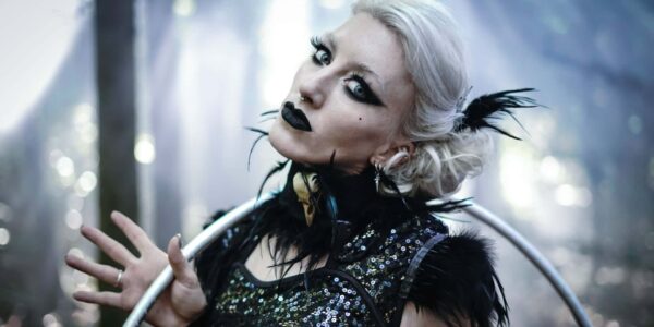 Gothic-Hoop-Performer-Dark-Forest