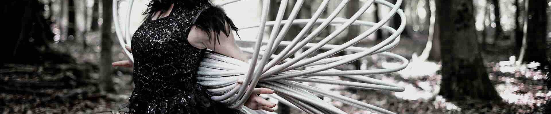Gothic-Hoop-Performer-Lunge-Multiple-Hoops