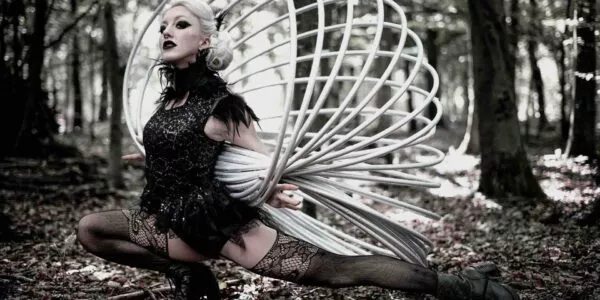 Gothic-Hoop-Performer-Lunge-Multiple-Hoops