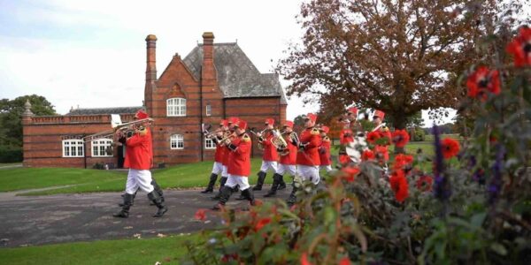 Nutcracker-Trumpet-Band-Outdoor-Poppies