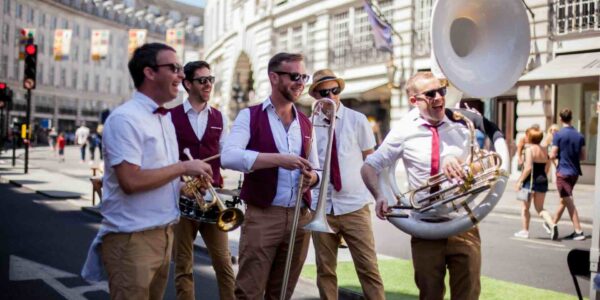 Walkabout-party-band-London-Regent-Street