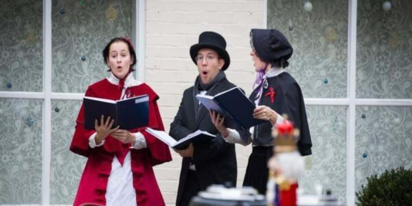 Book-Victorian-Carol-Singers.jpeg