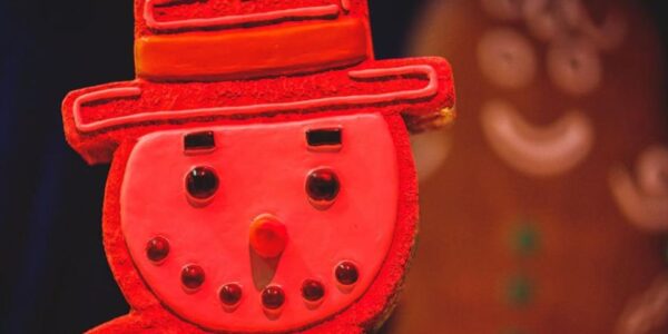 Christmas-Gingerbread-Prop