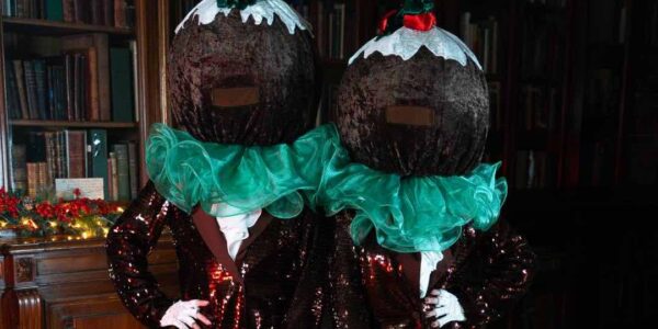 Christmas Pudding Head Entertainers