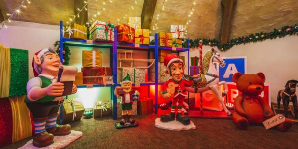 Santas-Grotto-Toyland