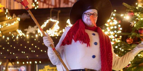 The Jolly Snowman Entertainer