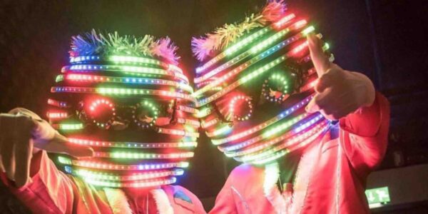 Christmas Ornament Dancers