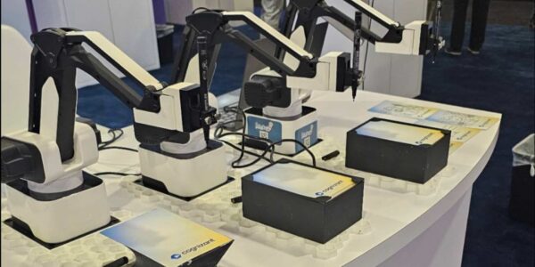 Exhibition-AI-Sketch-Robot