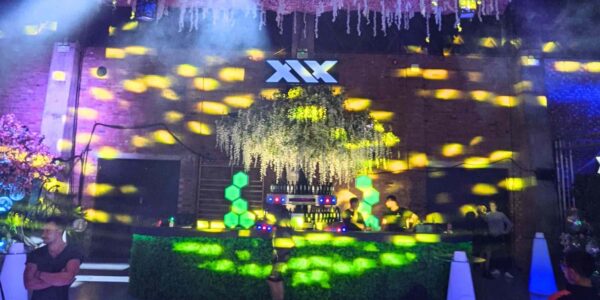 We utilised bright neon colours inspired by tron and futuristic theming at this large scale influencer event.