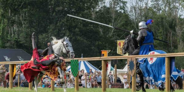 Medieval-Jousting-Display-Fun-Day