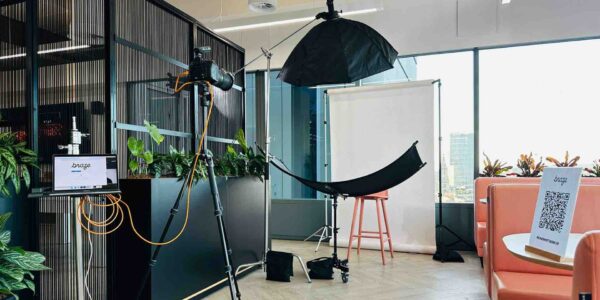 Instant delivery professional headshot booth