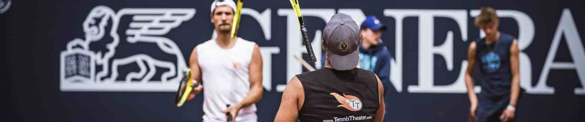 Tennis-Trickshot-Show-wimbledon-events-crowds Tennis-Trickshot-Show-wimbledon-events-crowds
