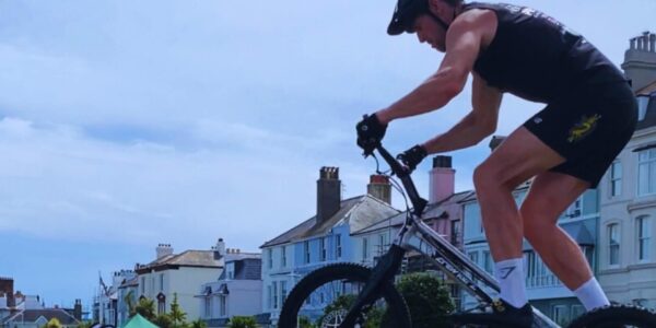 extreme-mountain-bike-show-family-fun-day-event