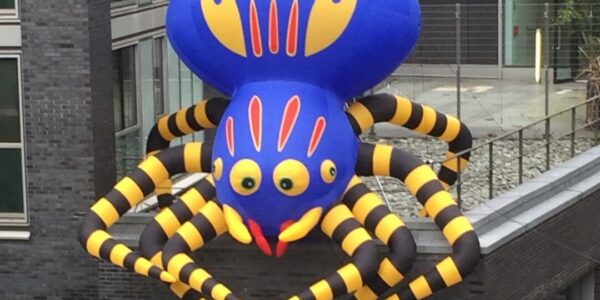 Bespoke-Puppet-Building-Spider-Prop.jpg